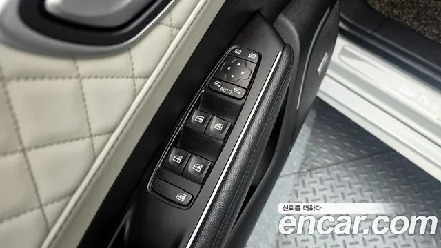 2017 Renault Korea SM6