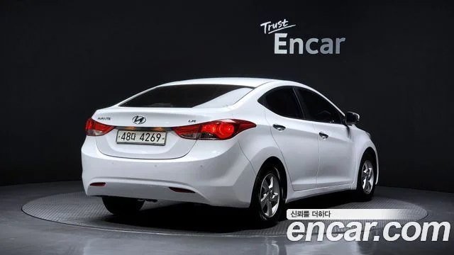 2013 Hyundai Avante (New)