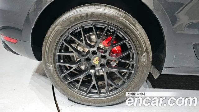 2021 Porsche 마칸
