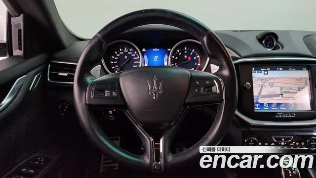 2016 Maserati 기블리