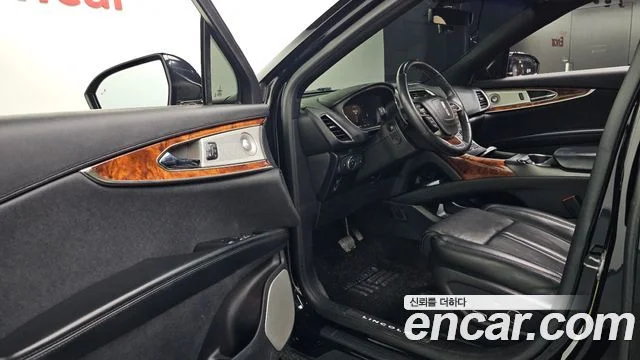 2019 Lincoln 노틸러스 1세대