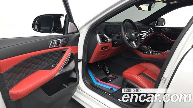 2025 BMW X6M (G06)