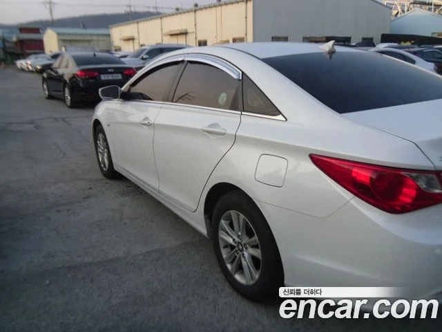 2010 Hyundai YF 쏘나타