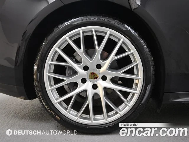 2018 Porsche 파나메라 (971)