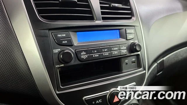 2017 Hyundai 엑센트(신형)