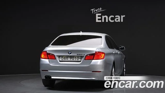 2011 BMW 5 Series (F10)