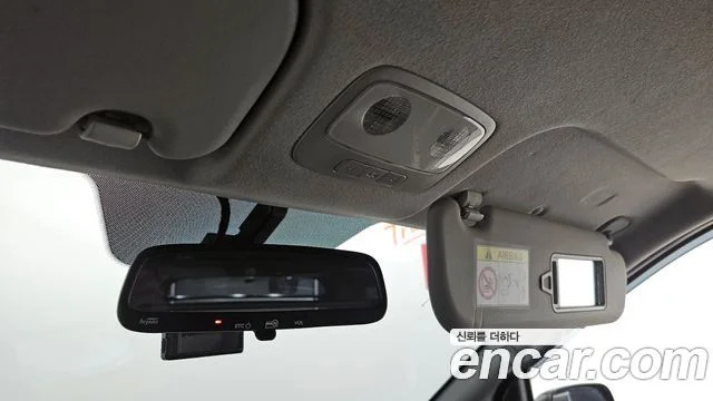 2020 Hyundai Grand Starex (New)