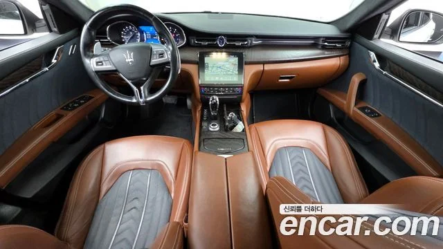 2017 Maserati 콰트로포르테