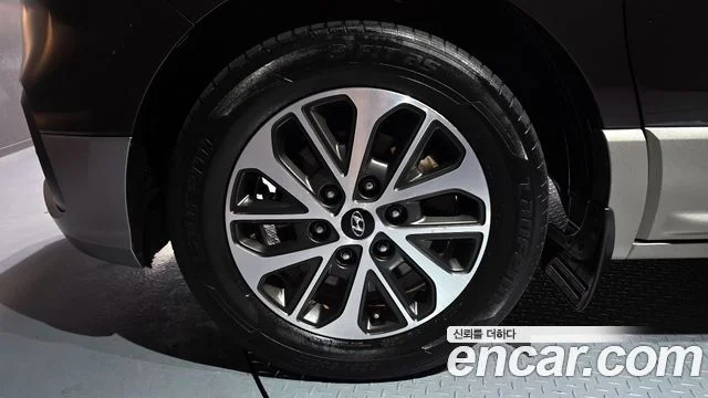 2018 Hyundai Grand Starex (New)