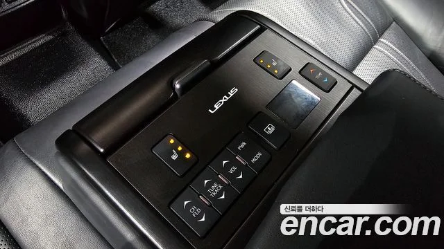 2019 Lexus ES300h 7세대