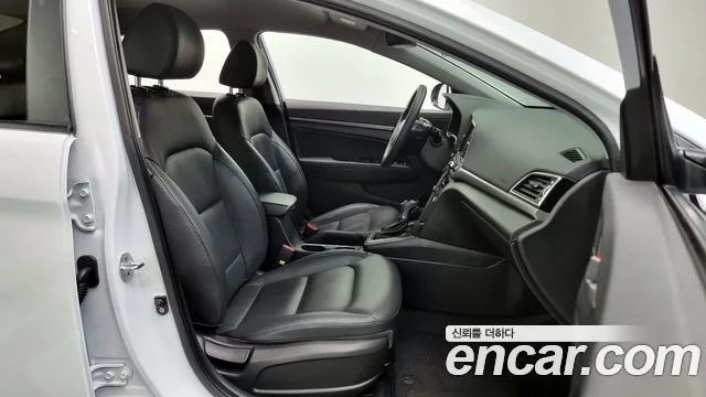 2017 Hyundai 아반떼 AD