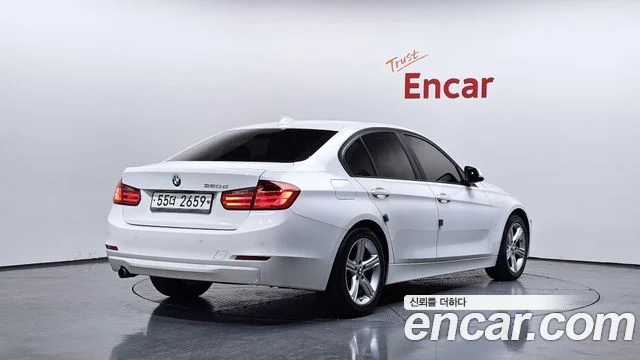 2014 BMW 3 Series (F30)