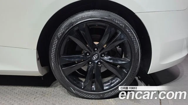 2011 Hyundai Genesis Coupe