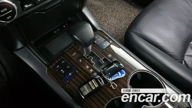 2017 Kia Mohave (New)