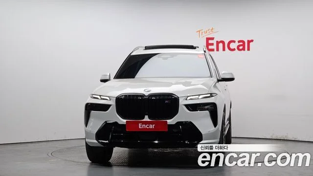 2023 BMW X7 (G07)