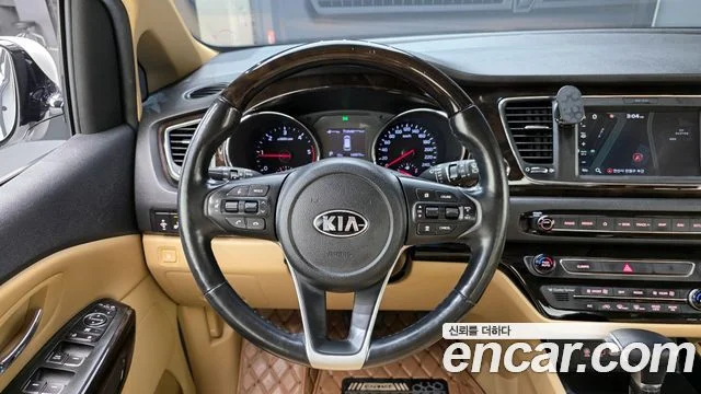 2018 Kia Carnival (New)