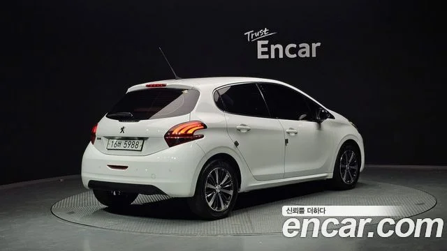 2018 Peugeot 208