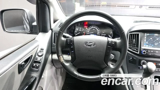 2018 Hyundai Grand Starex (New)
