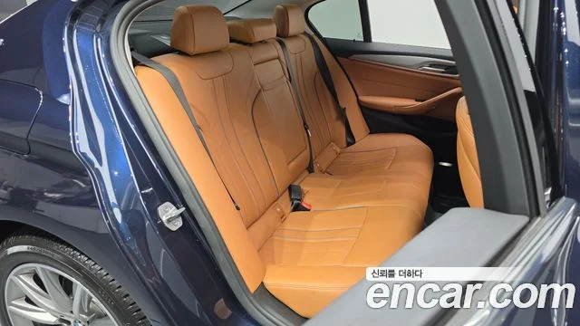 2019 BMW 5 Series (G30)