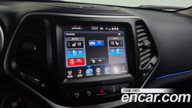 2017 Jeep 체로키(KL)