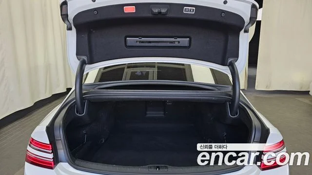 2024 Genesis G80 (RG3)