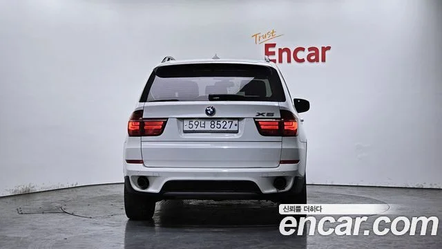 2012 BMW X5 (E70)
