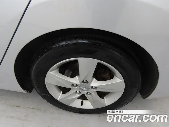 2013 Hyundai 아반떼 MD