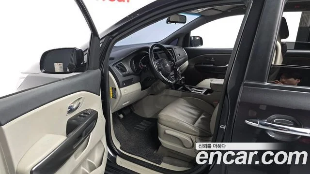 2019 Kia Carnival (New)