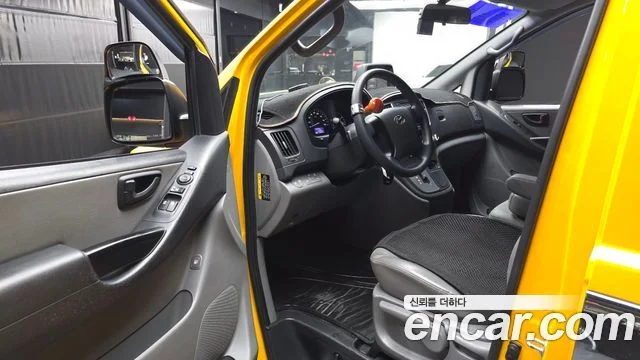 2018 Hyundai Grand Starex (New)