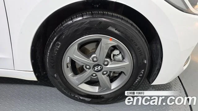 2017 Hyundai 아반떼 AD