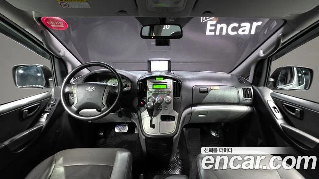 2013 Hyundai Grand Starex