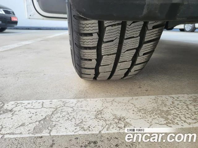 2019 Hyundai Grand Starex (New)