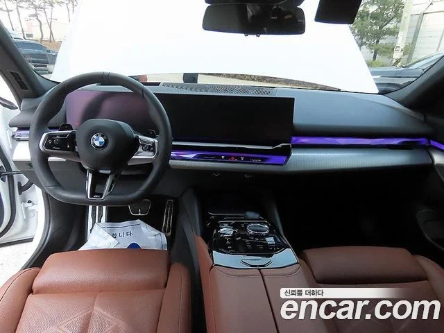 2024 BMW 5 Series (G60)