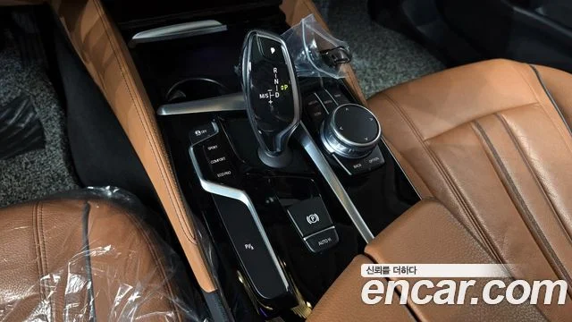 2018 BMW 5 Series (G30)