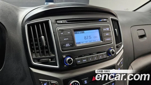 2018 Hyundai Grand Starex (New)