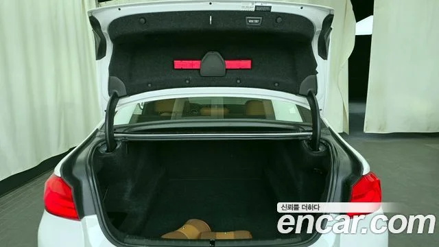 2017 BMW 5 Series (G30)