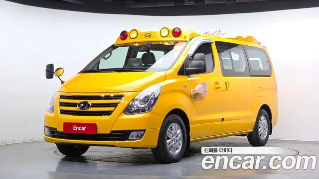 2018 Hyundai Grand Starex