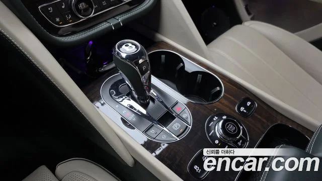 2024 Bentley 벤테이가