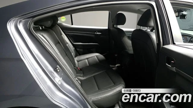 2017 Hyundai 아반떼 AD