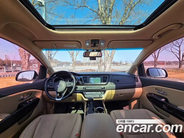 2018 Kia Carnival (New)