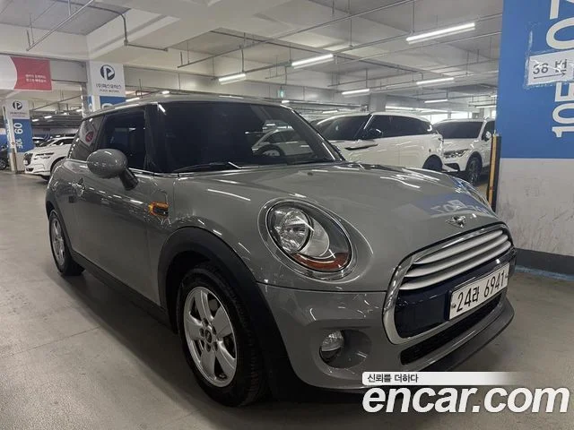 2014 MINI Cooper