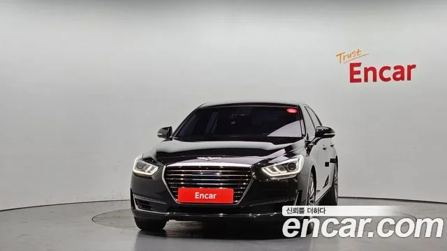 2018 Genesis EQ900