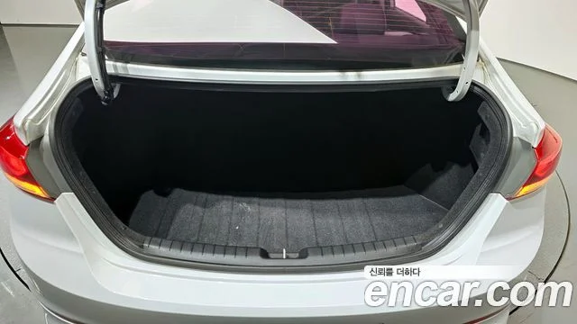 2016 Hyundai 아반떼 AD