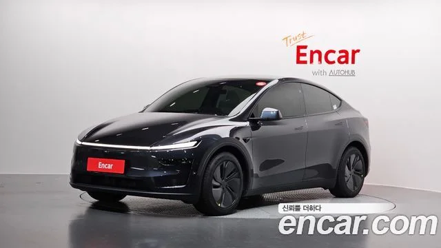 2025 Tesla Model Y