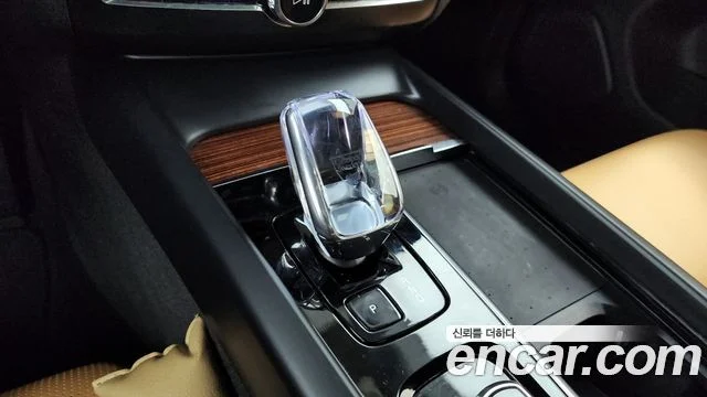 2024 Volvo XC60 2세대