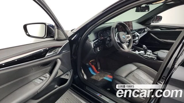 2021 BMW 5 Series (G30)