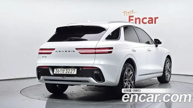2022 Genesis GV70