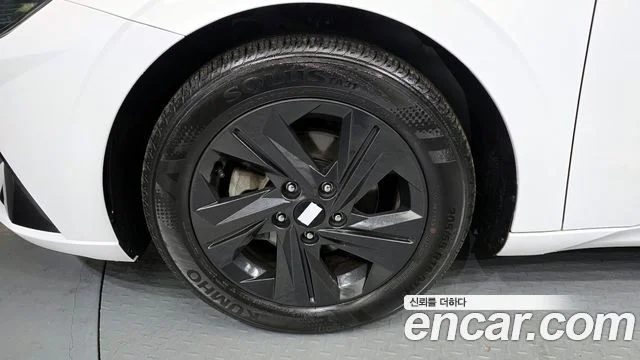 2023 Hyundai Avante (CN7)