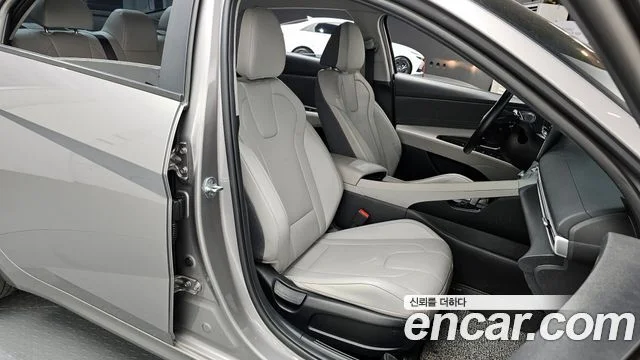 2022 Hyundai 아반떼 하이브리드 (CN7)