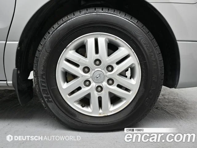 2016 Hyundai Grand Starex